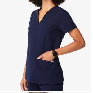 FIGS Casma Three-Pocket Scrub Top